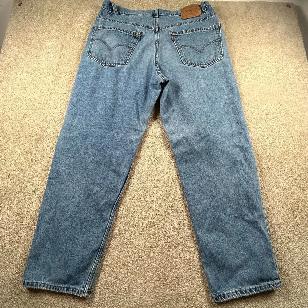 Levi's Jeans Mens 38x30‎ Blue Denim Cotton Relaxed Fit Straight Leg Distressed